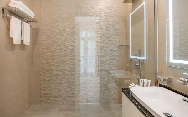 LETO Boutique Hotel