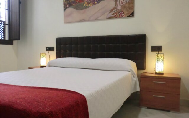 Living Sevilla Apartments