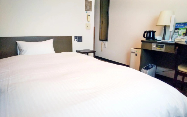 Hotel Route-Inn Court Yamanashi – Guest Rooms – Yamanashi