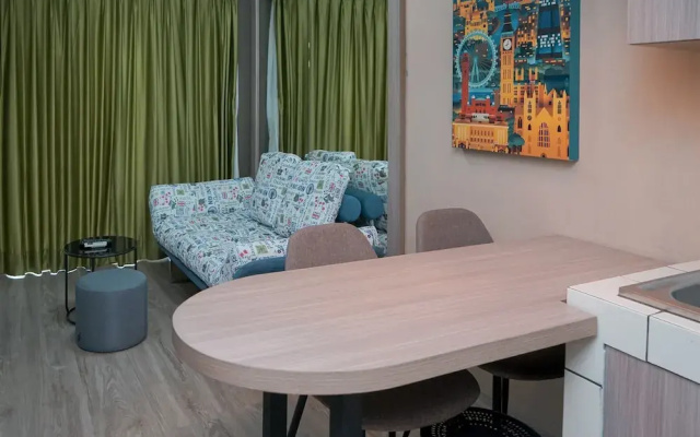 Good Place and Homey 2BR at Apartment Serpong Greenview