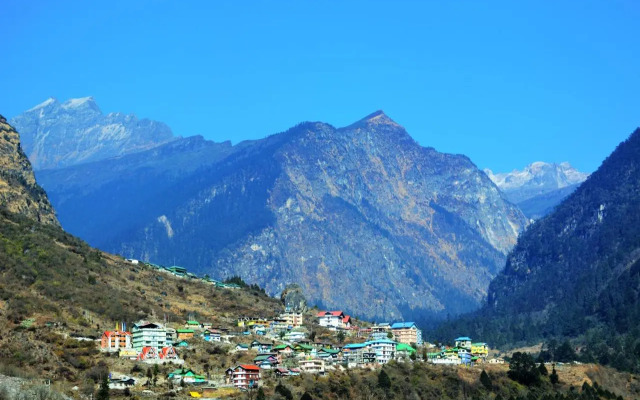 Rufina Lachung De'Crown