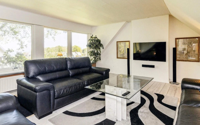 8 Person Holiday Home in Asperup