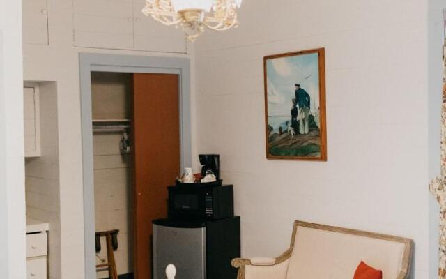 Bois Des Chenes Bed & Breakfast Inn