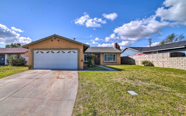 Family-friendly Home w/ Basketball Court!