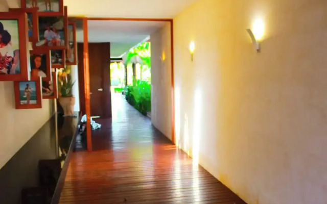 Lipsos Private Luxury beachfront home