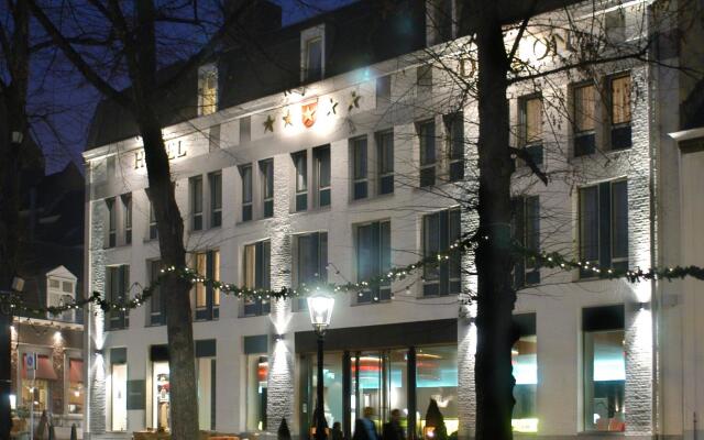 hotelImage