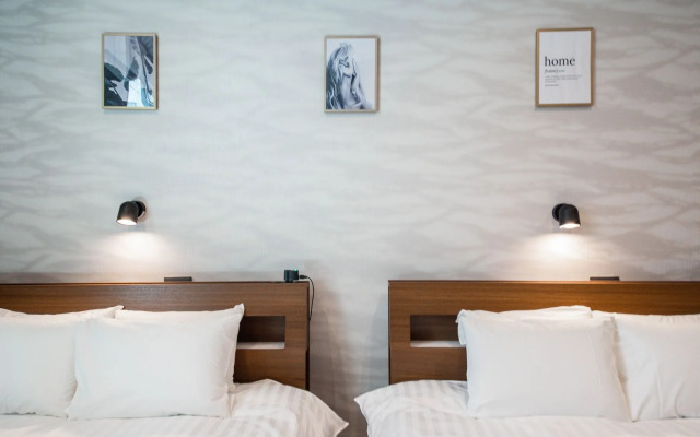 The Plaza Hotel S4W12