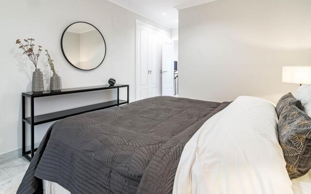 SAA3- Spacious apartment close to beach