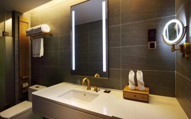 James Joyce Coffetel·Shenzhen Huanan City