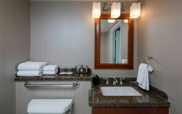 Falls Church Marriott Fairview Park
