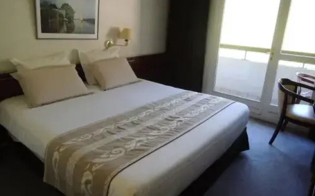 Hotel 4C