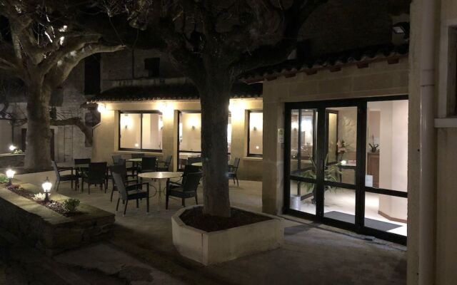 Hôtel La Table 2 Giffon