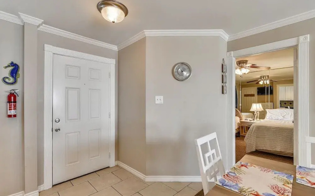 Seascape 2313 - 2 Br Condo
