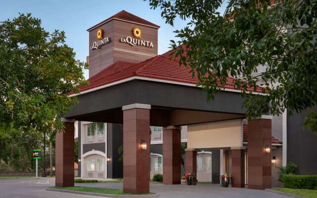 La Quinta Inn & Suites by Wyndham Brownsville North