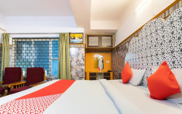 OYO 6889 Elite Deluxe Rooms