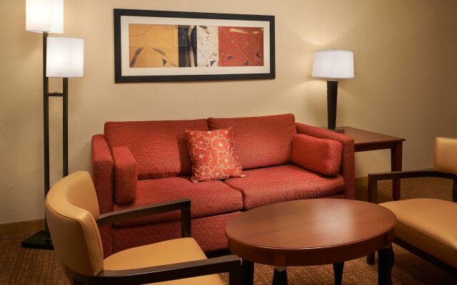 Courtyard by Marriott Indianapolis Castleton