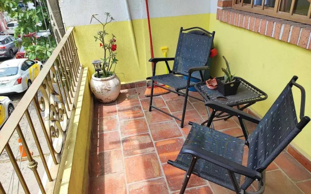 Casa Maruja Roomies House