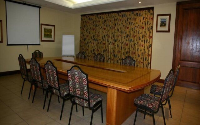 Gooderson Kloppenheim Country Estate