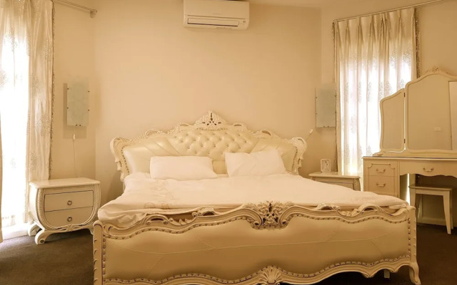 Signature Townhouse in Doncaster