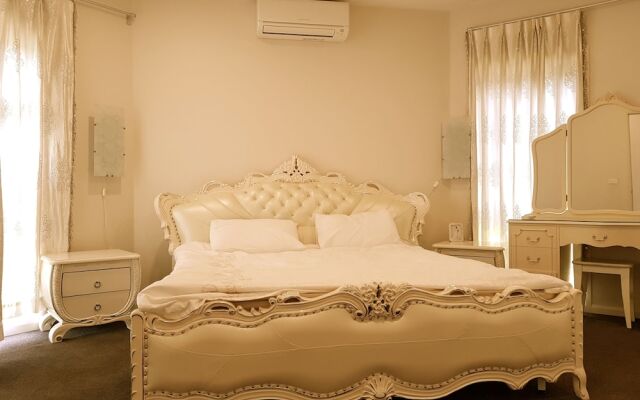 Signature Townhouse in Doncaster