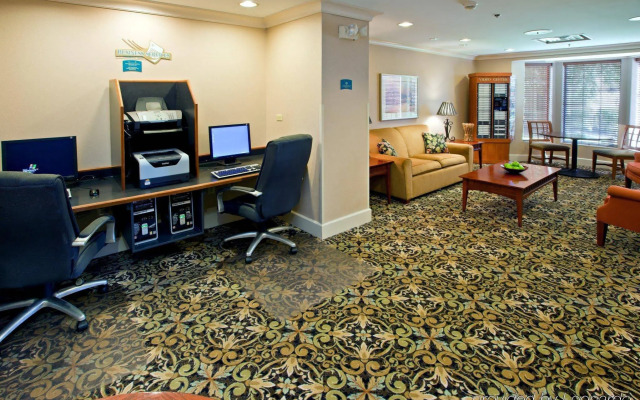 Staybridge Suites Indianapolis-Fishers by IHG