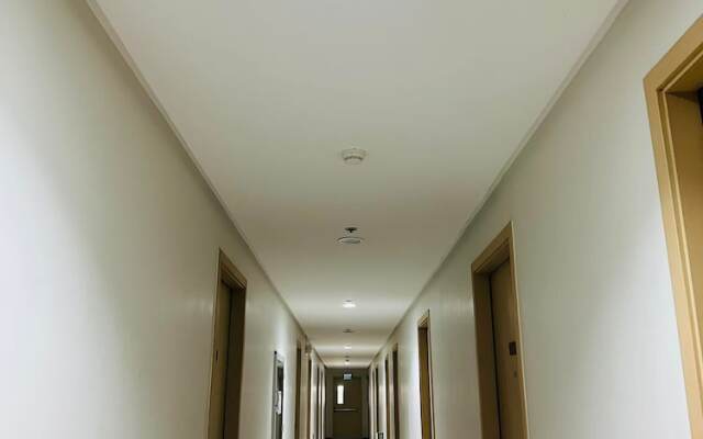 Trees Residences by Jhoy