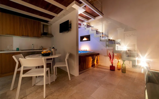 Old Court Luxury Suite Spa