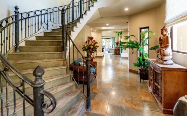 Stunning Luxury Mansion in Playa Flamingo with Six Bedrooms and Beachfront Access
