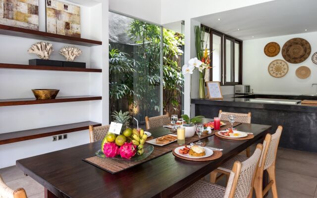 Villa Alice Dua by Villa Finder