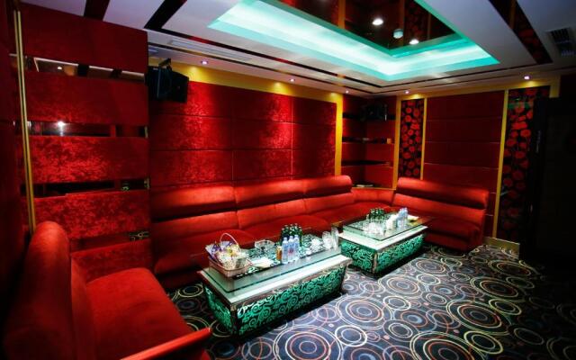 A25 Luxury Hotel