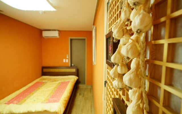 Jeonju Kim Myeong Ok Pension