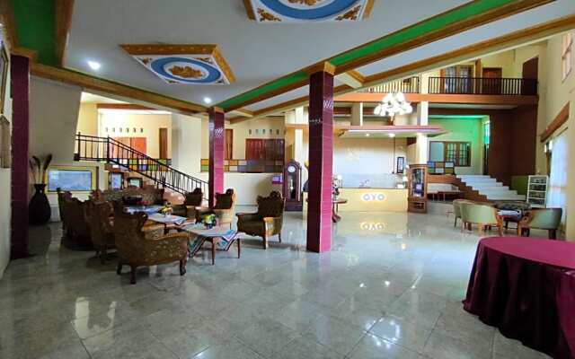 OYO 2994 Hotel Wedika