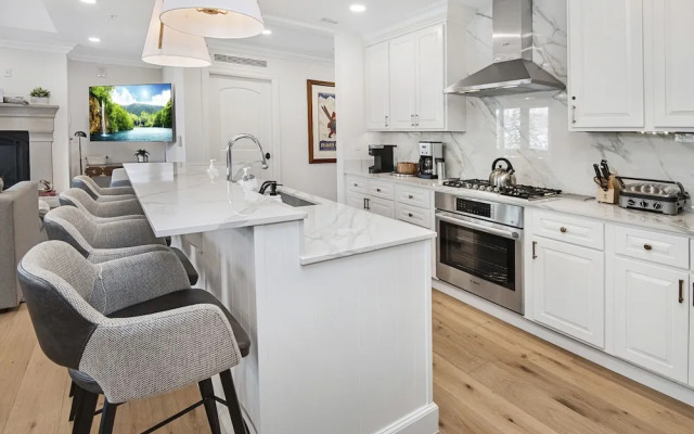 Ritz Carlton Vail #314 3 Bedroom Condo