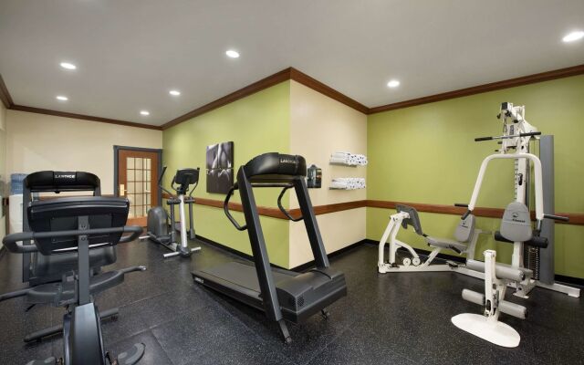 Country Inn & Suites by Radisson, Appleton North, WI