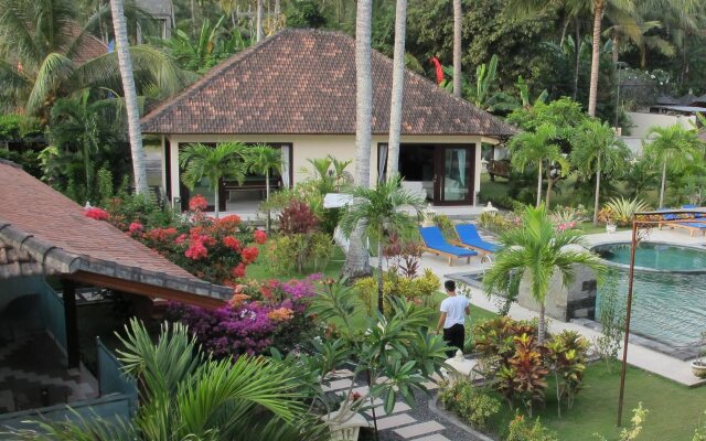 Rossa Garden Hotel