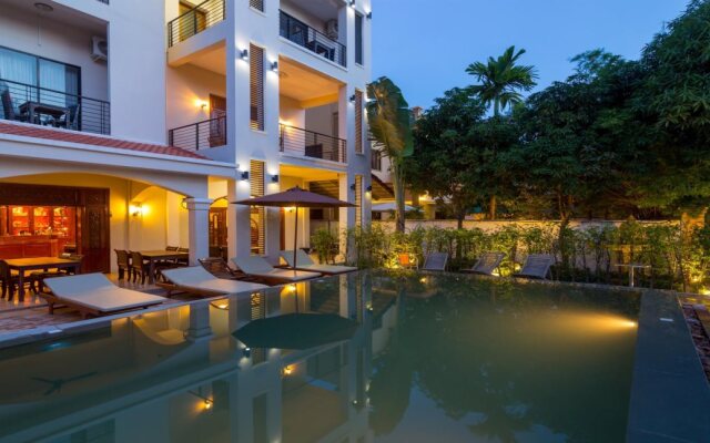 Siem Reap Holiday Garden