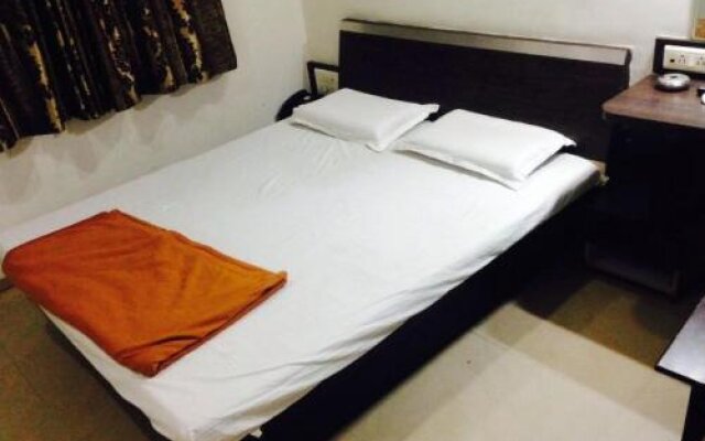 1 BR Guest house in Naroda, Ahmedabad (6CE4), by GuestHouser