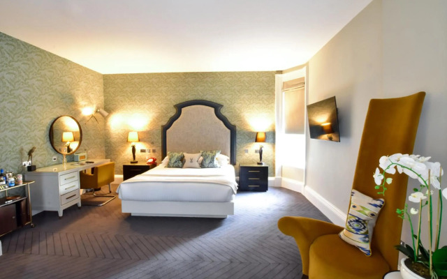 The Rutland Hotel & Apartments