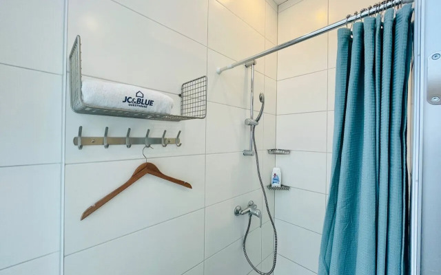 JC&BLUE Guesthouse - Hostel