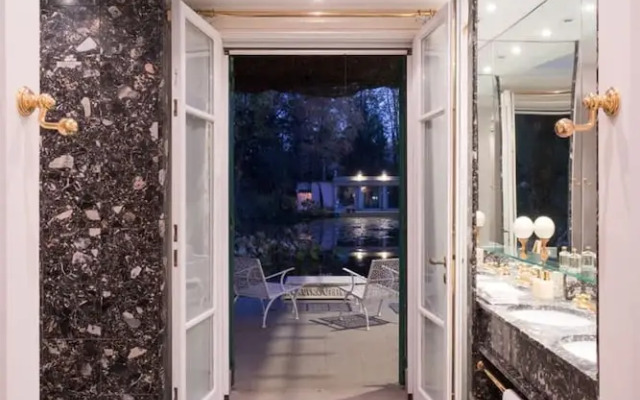 Charming 1BR Suite in Revislate