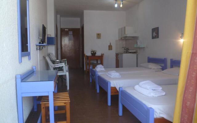 Mamouzelos Hotel Apts