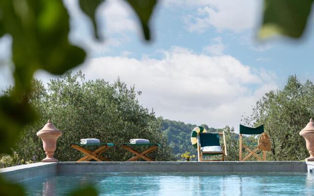 This beautiful apartment in a small Tuscan house.