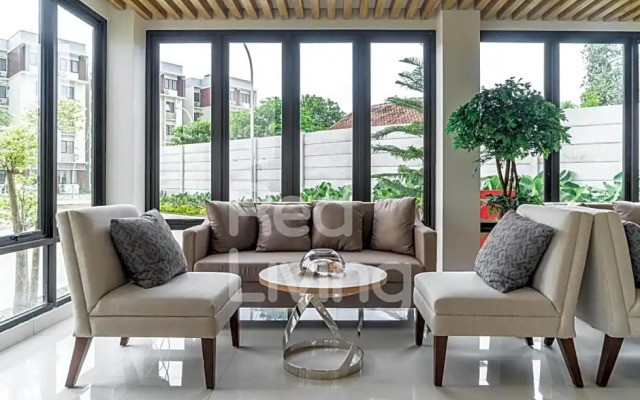 RedLiving Apartemen RQ @ Ecohome Citra Raya