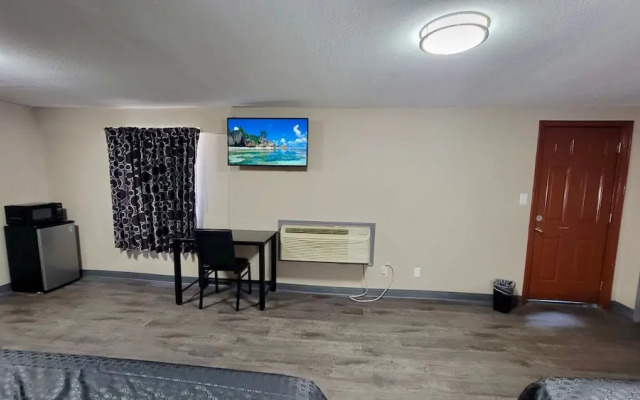 Budget Inn & Suites