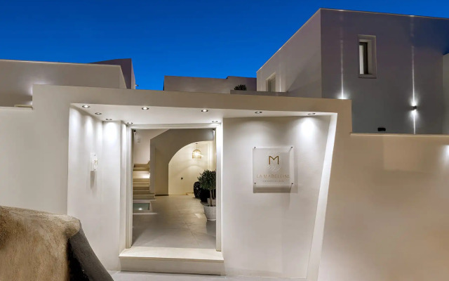 La Madeleine Oia Suites & Caves