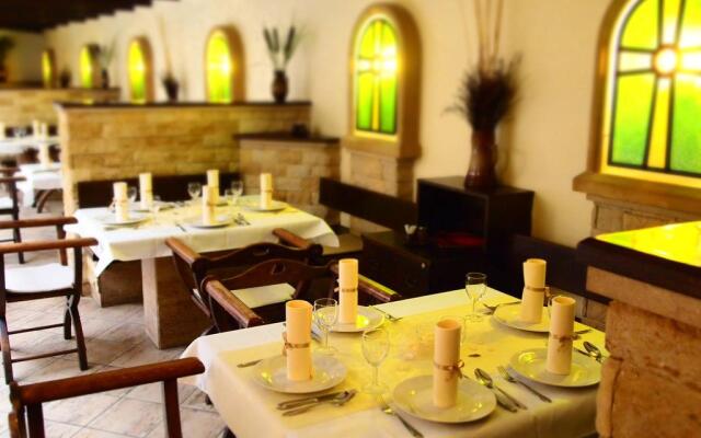 Excalibur Penzion a Restaurace