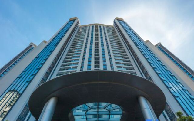 Sparkling Legend  Apartment