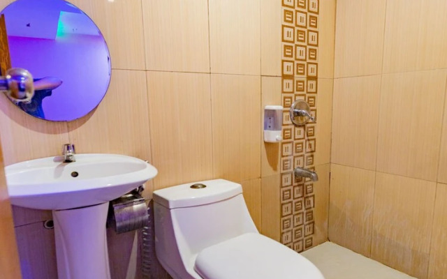 OYO 717 Ranchotel Bayanan