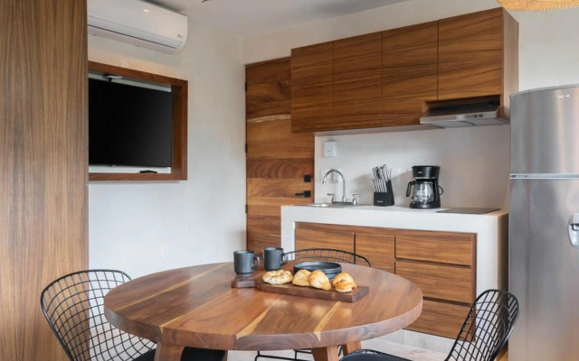 Exclusive 2BR Penthouse & Rooftop Pool, Aldea Zama