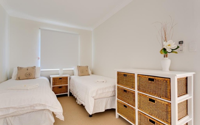 Cottesloe Beach House I – Guest Rooms – Perth